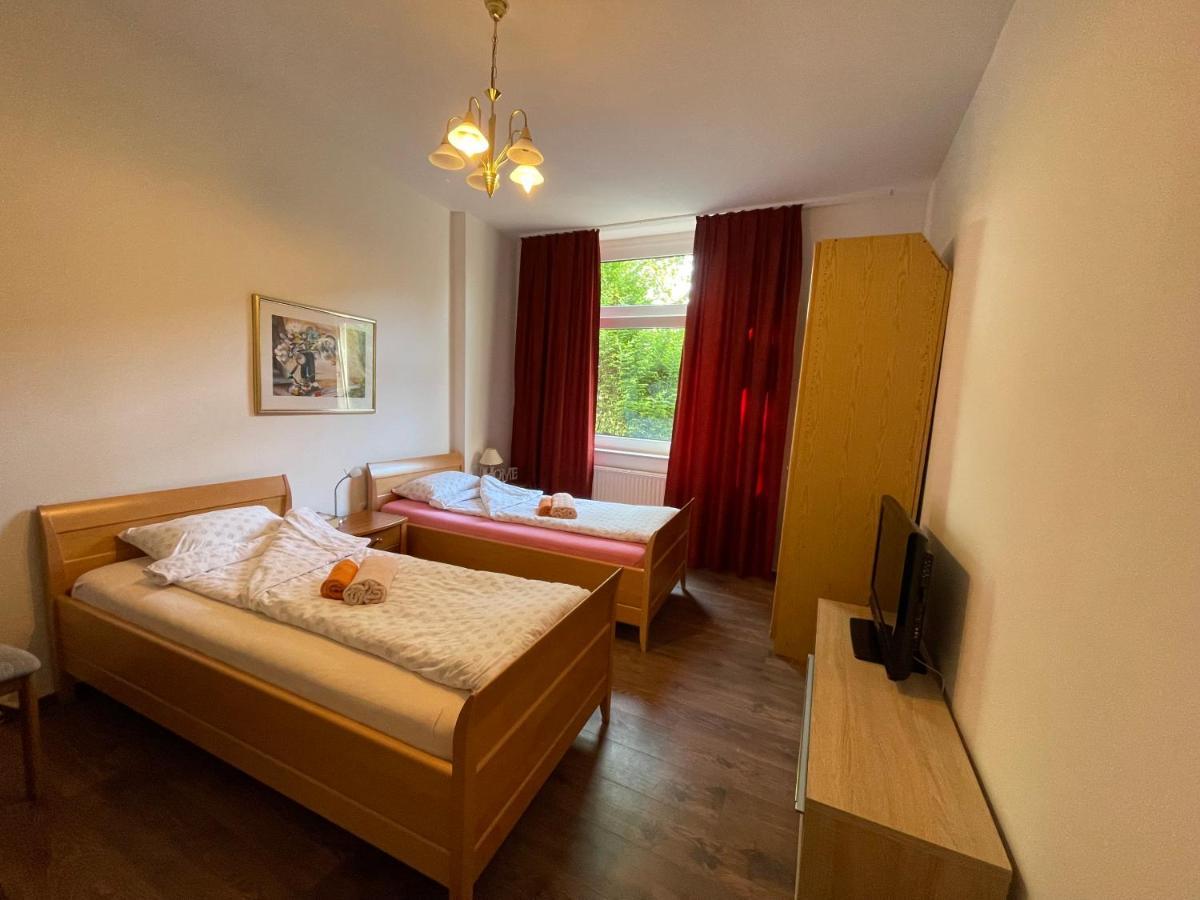 Gelsenkirchen Am Floez Hotel Kültér fotó